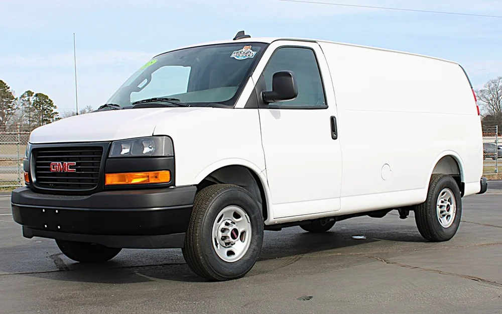 Used GMC Savana 2500 cargo van for sale at T&B Auto Sales in Bryant, Arkansas